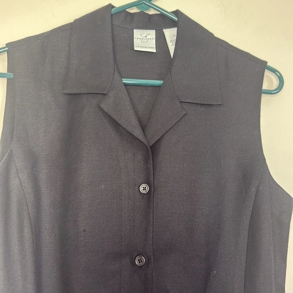 Emma James Black Sleeveless Sheath Button Down Dress with Collar and Belt - Picture 2 of 8